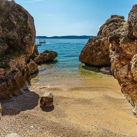 Studio Apartment In Pisak With Seaview, Terrace, Air Condition, Wifi Dış mekan fotoğraf