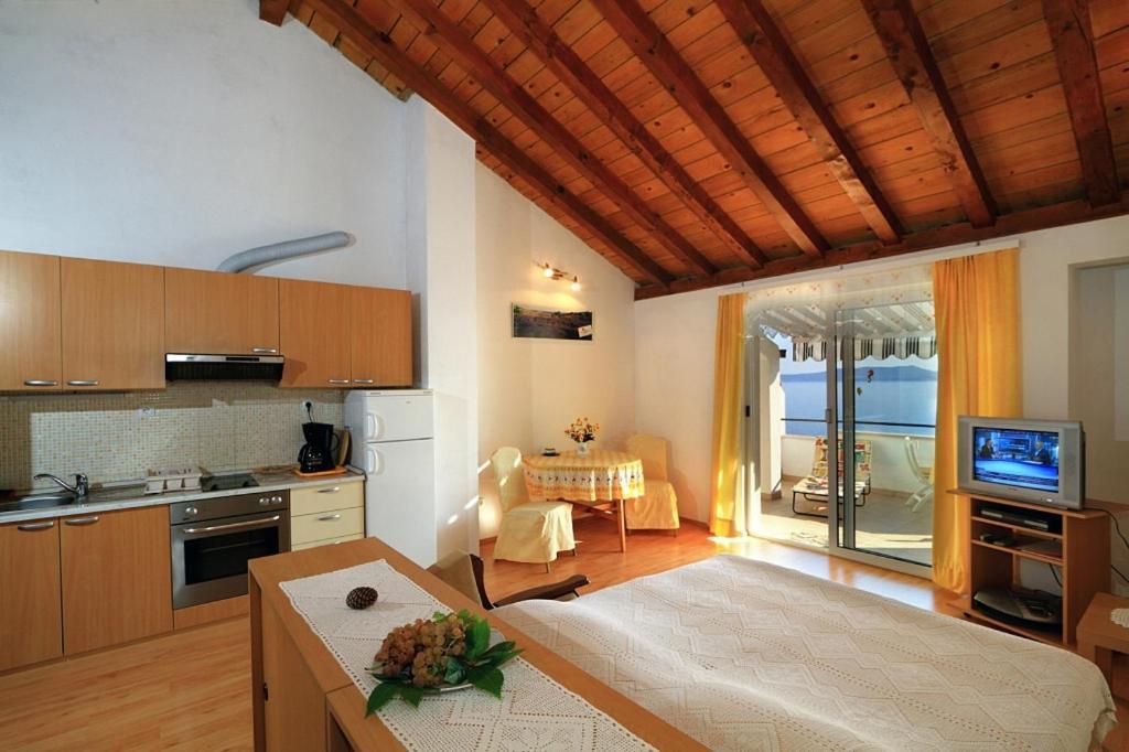 Studio Apartment In Pisak With Seaview, Terrace, Air Condition, Wifi Dış mekan fotoğraf